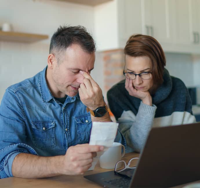 Couple-Anxious-About-Bill